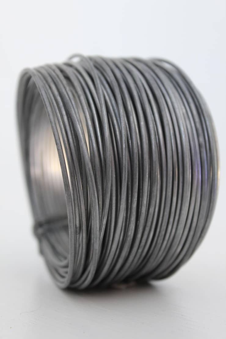 سیم مفتولی ضد زنگ ایده‌ آل برای کارهای فضای باز